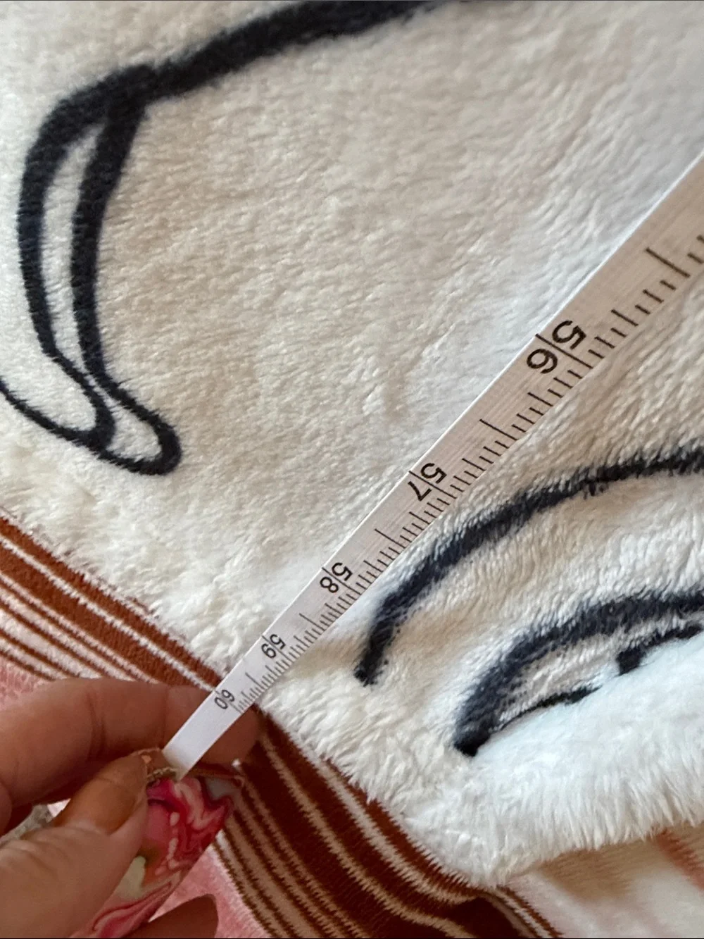 🐈‍⬛ Cute White Plush Cat Throw Blanket with Black Outline 🐈‍⬛ Cats